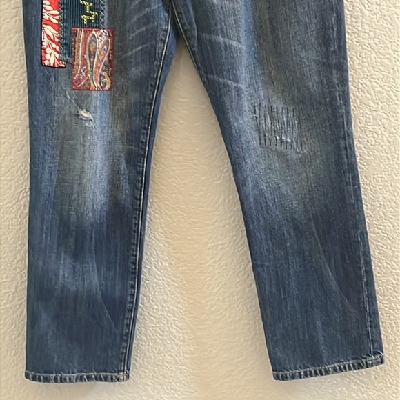 Cabi Jeans Patchwork Embroidered Distressed Cropped Denim Pant Boho Size 6 - Picture 3 of 7